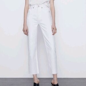 WOMEN'S ZARA WHITE DENIM JEANS PANTS RIPPED CUT SZ 12 $60